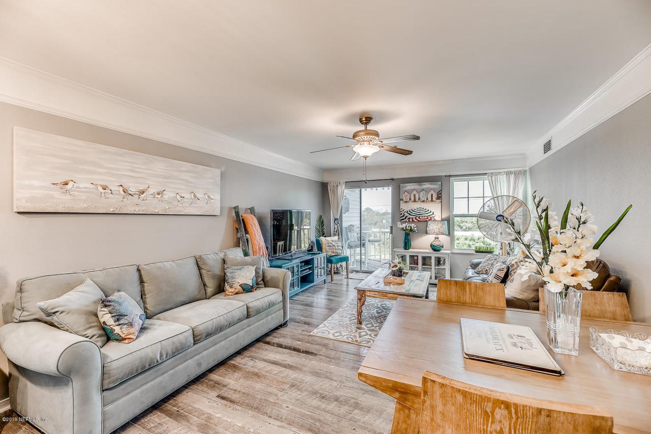 110 Ocean Hollow Ln - Photo 1