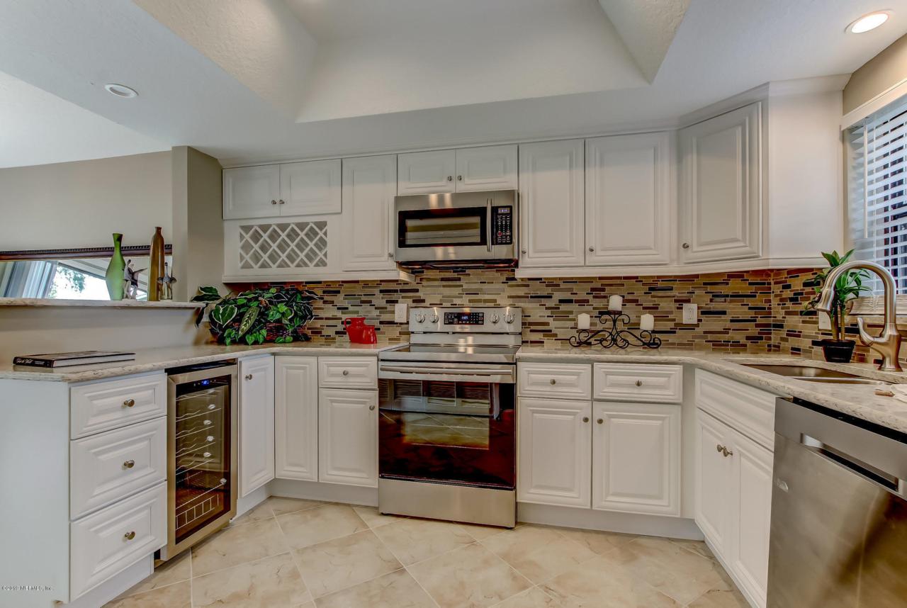 10135 Leisure Ln - Photo 1