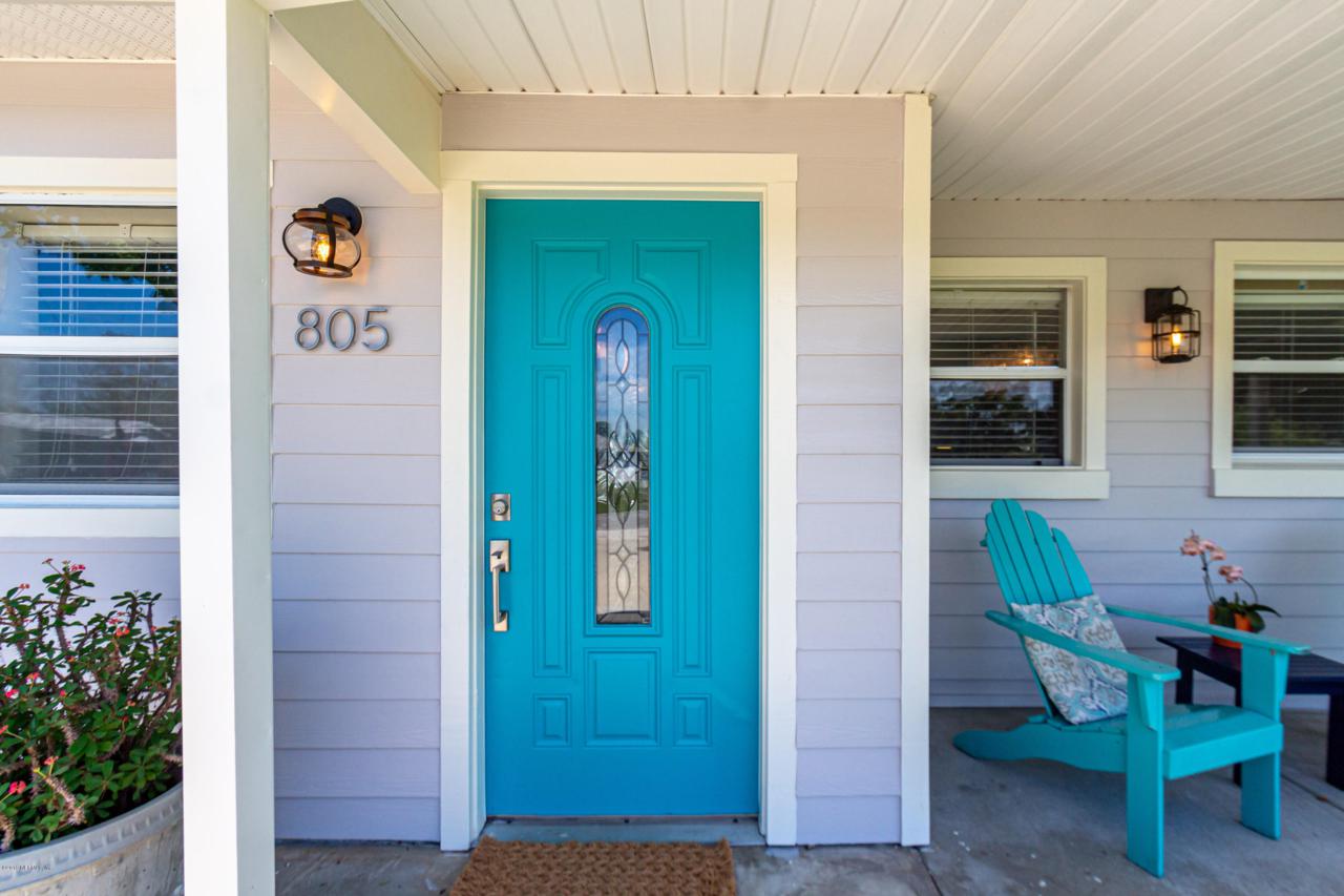 805 Amberjack Ln - Photo 1