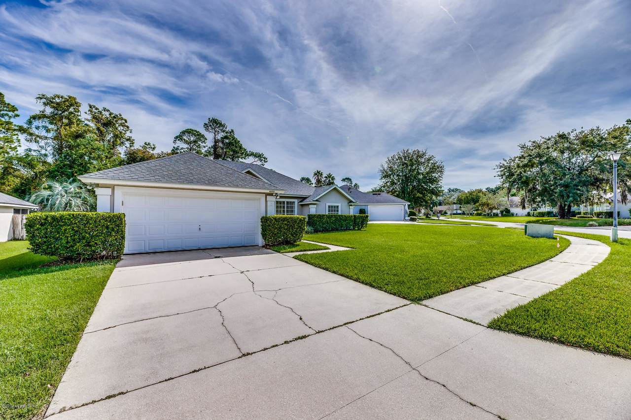 4277 Eagles View Ln - Photo 1