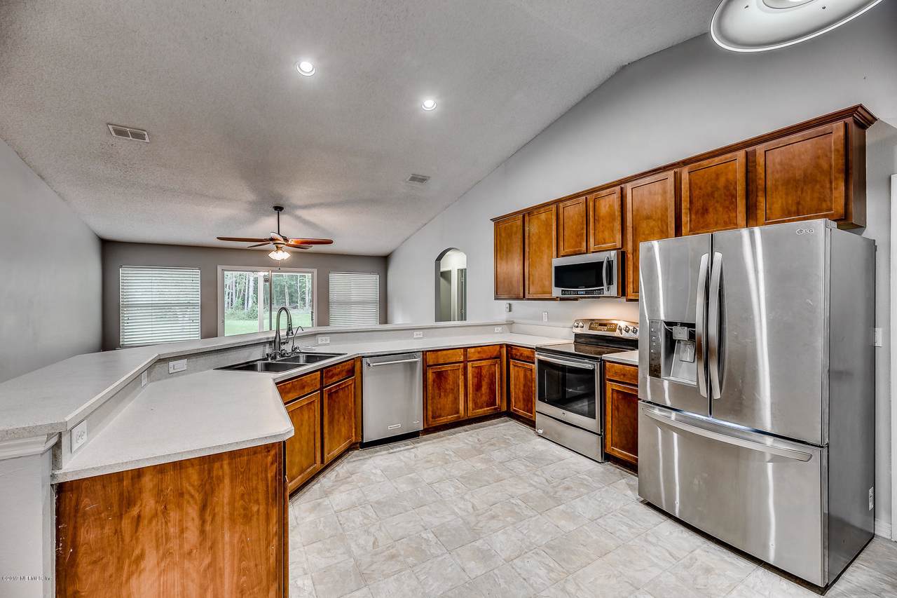 7726 Brandon Ct - Photo 1