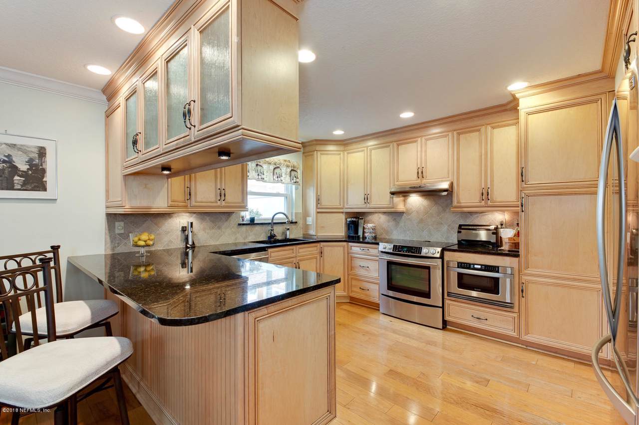 2233 Seminole Rd - Photo 1