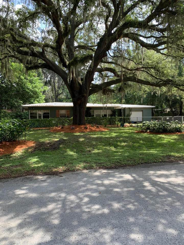 150 Peach St - Photo 1