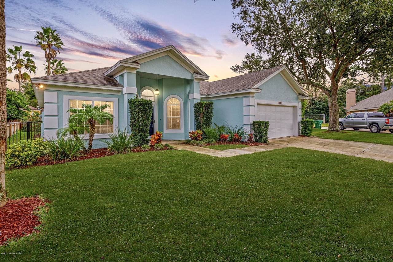 1361 Woodstork Ct - Photo 1