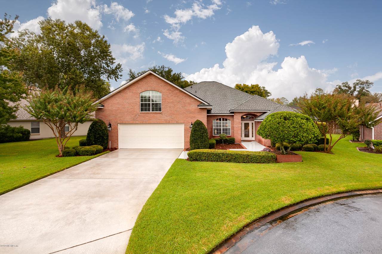 1808 Sentry Oak Ct - Photo 1