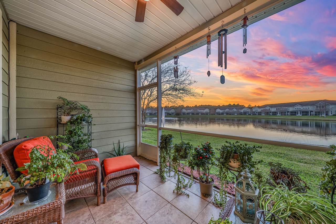 7010 Roundleaf Dr - Photo 1