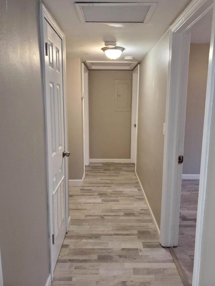 1201 Skye Dr - Photo 1