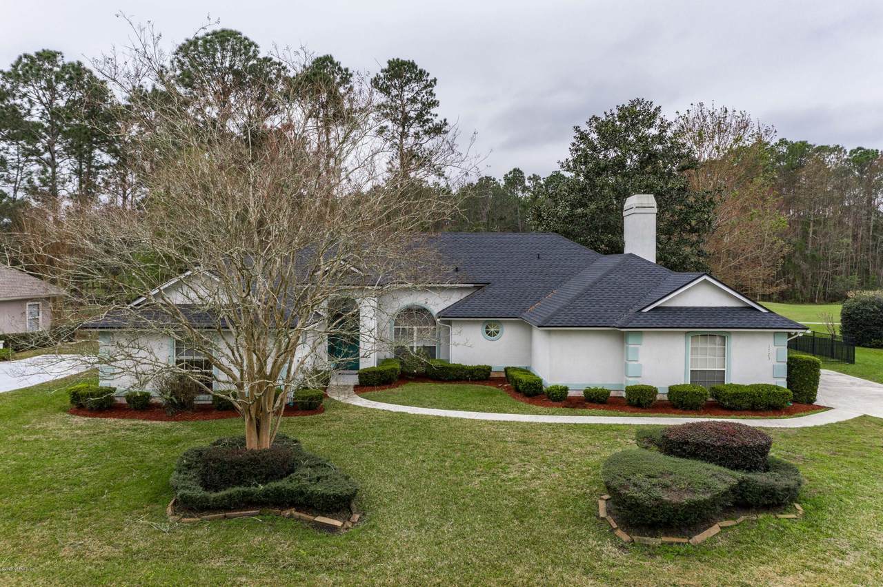 1723 Muirfield Dr - Photo 1