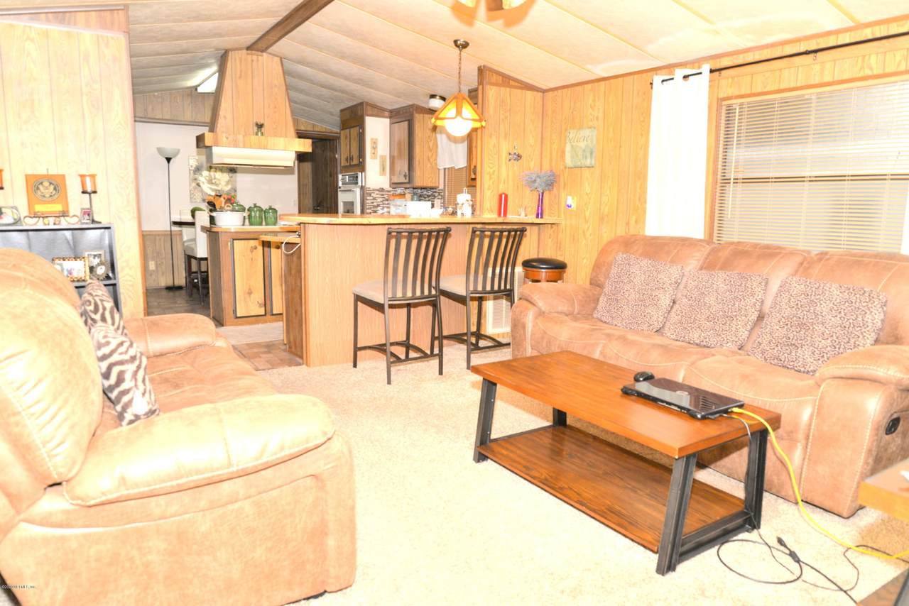 7612 Sunwood Dr - Photo 1