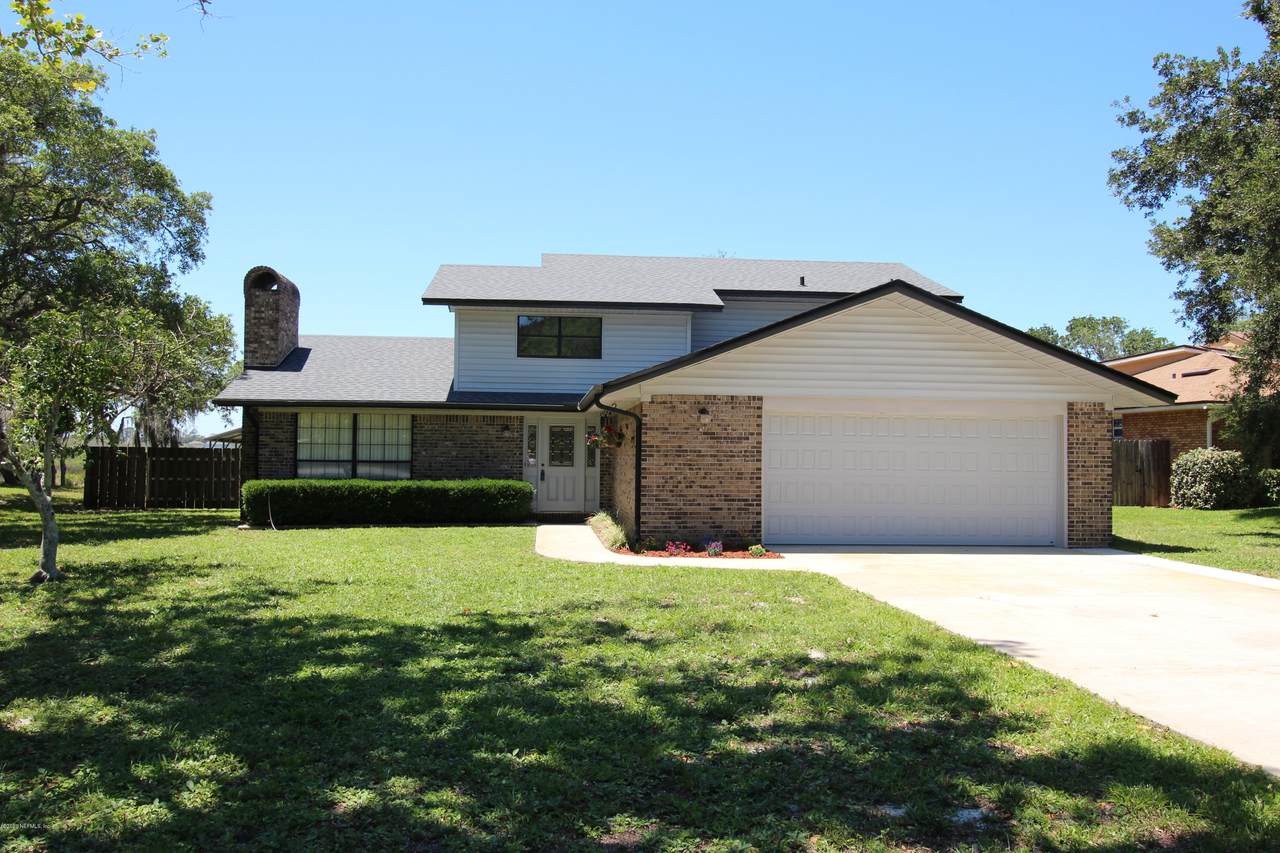 1017 San Rafael St - Photo 1