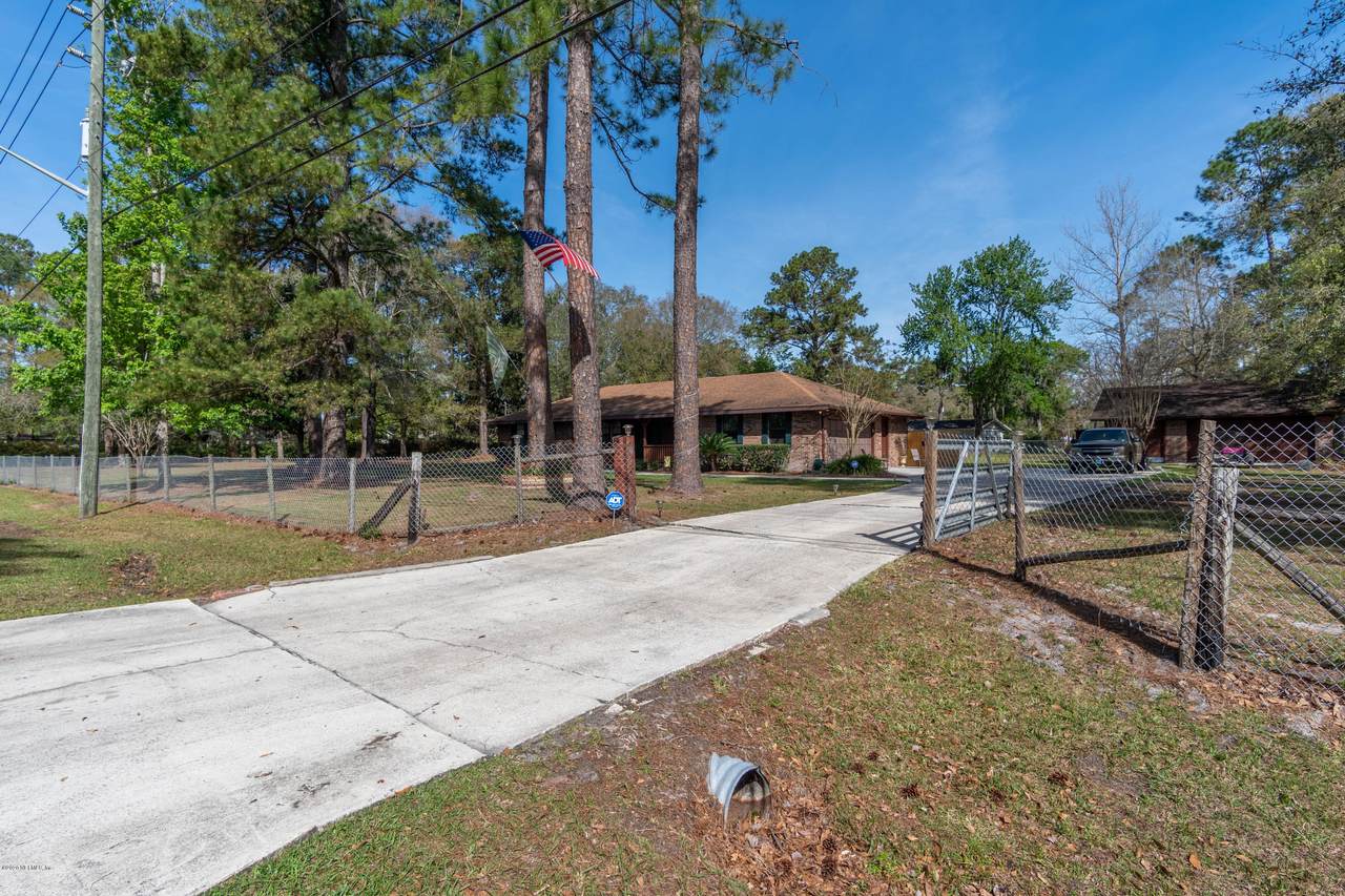 9143 Marlee Rd - Photo 1