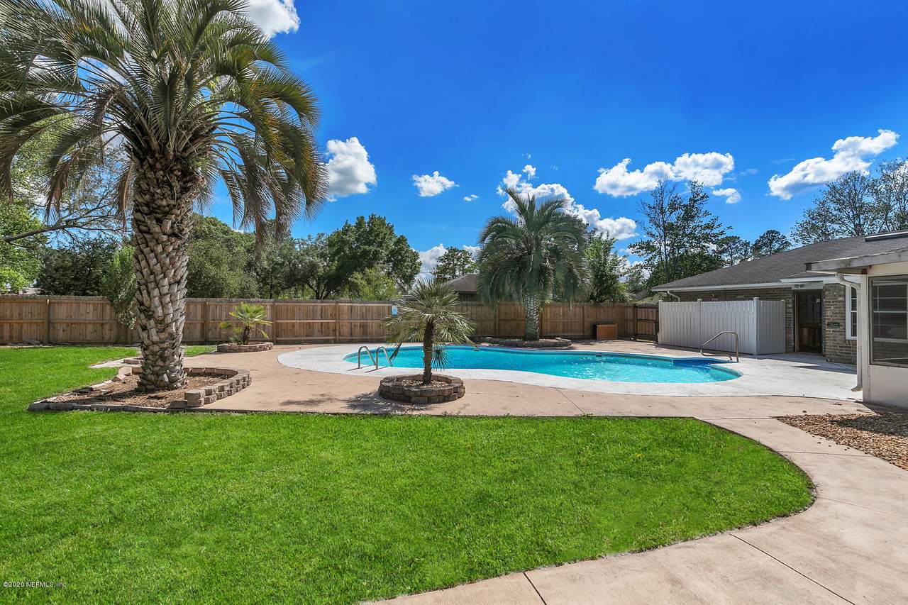 801 Sandlewood Dr - Photo 1