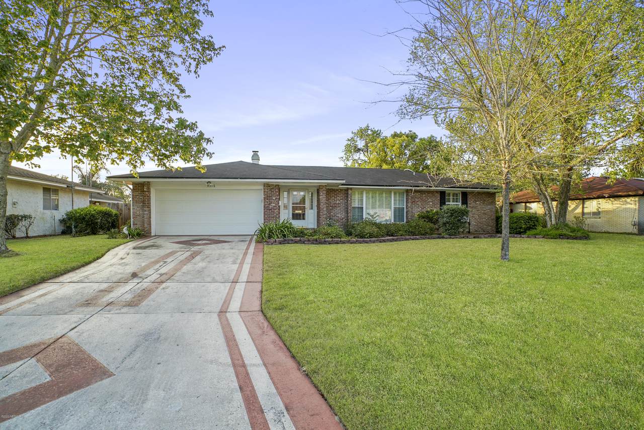 4316 Charleston Ln - Photo 1