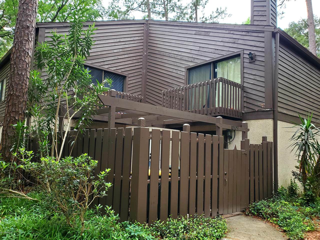 10373 Big Tree Cir - Photo 1 10373 Big Tree Cir - Photo 1