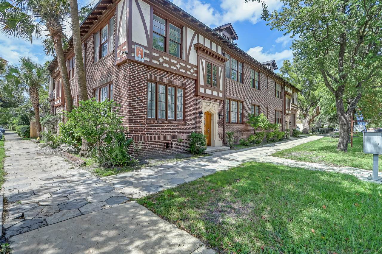 1020 Stockton St - Photo 1
