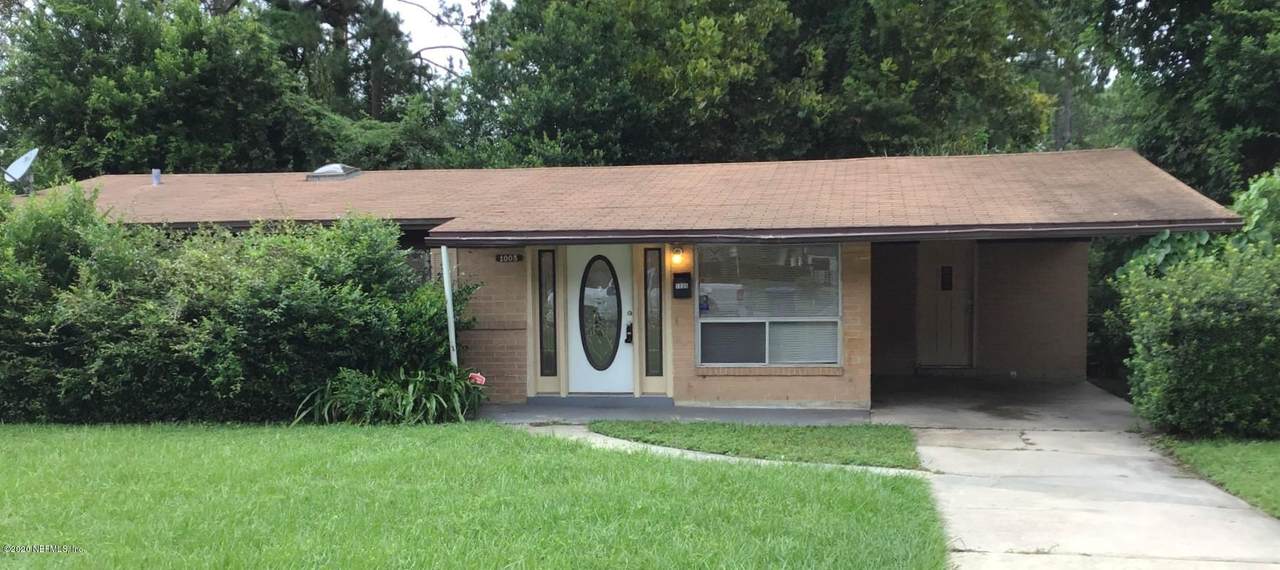 1005 Bacall Rd - Photo 1