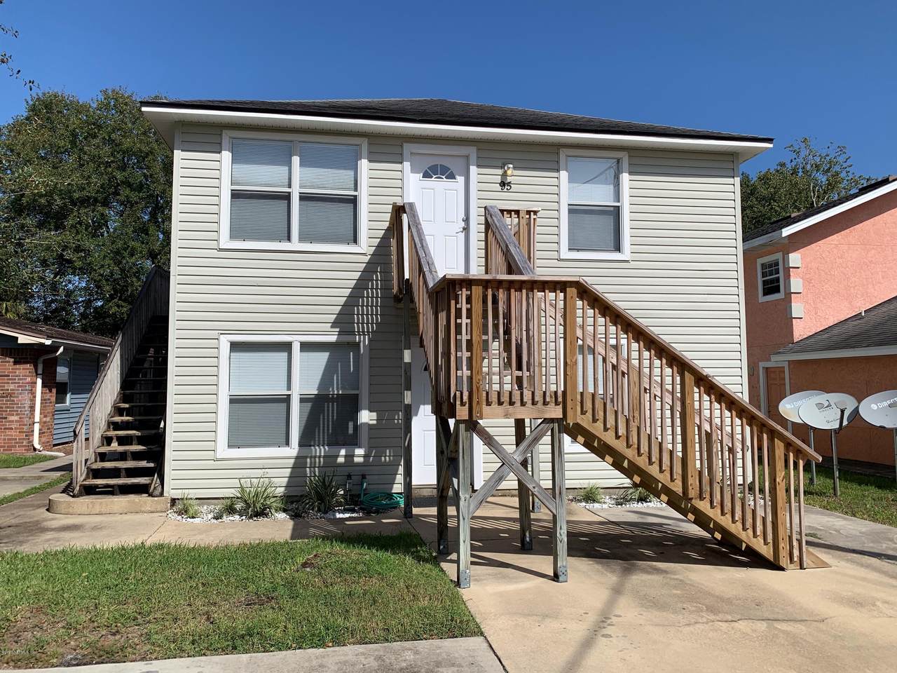 95 Dudley St - Photo 1