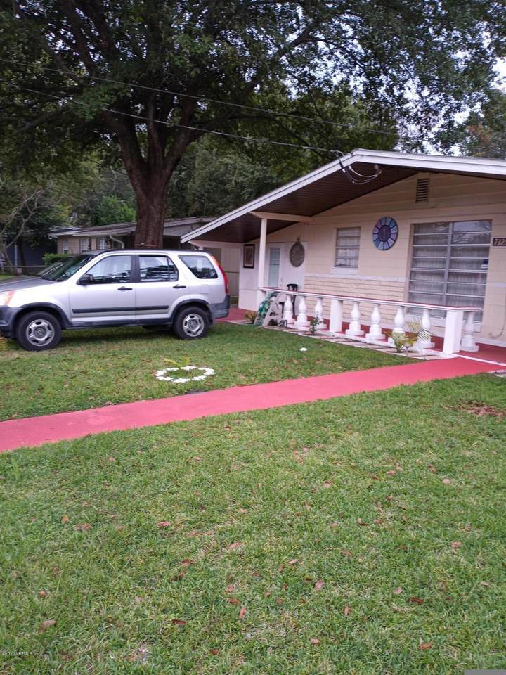 7325 Proxima Rd - Photo 1