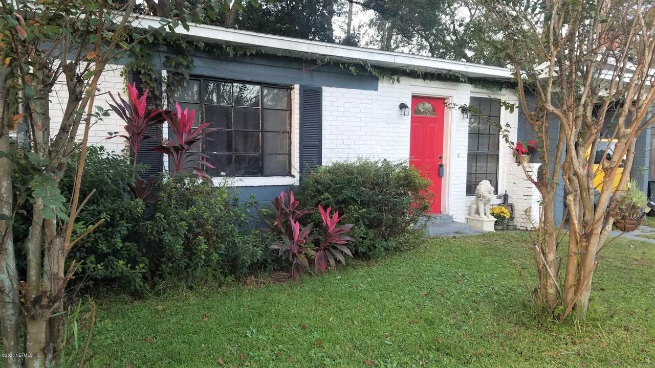 4837 Post St - Photo 1