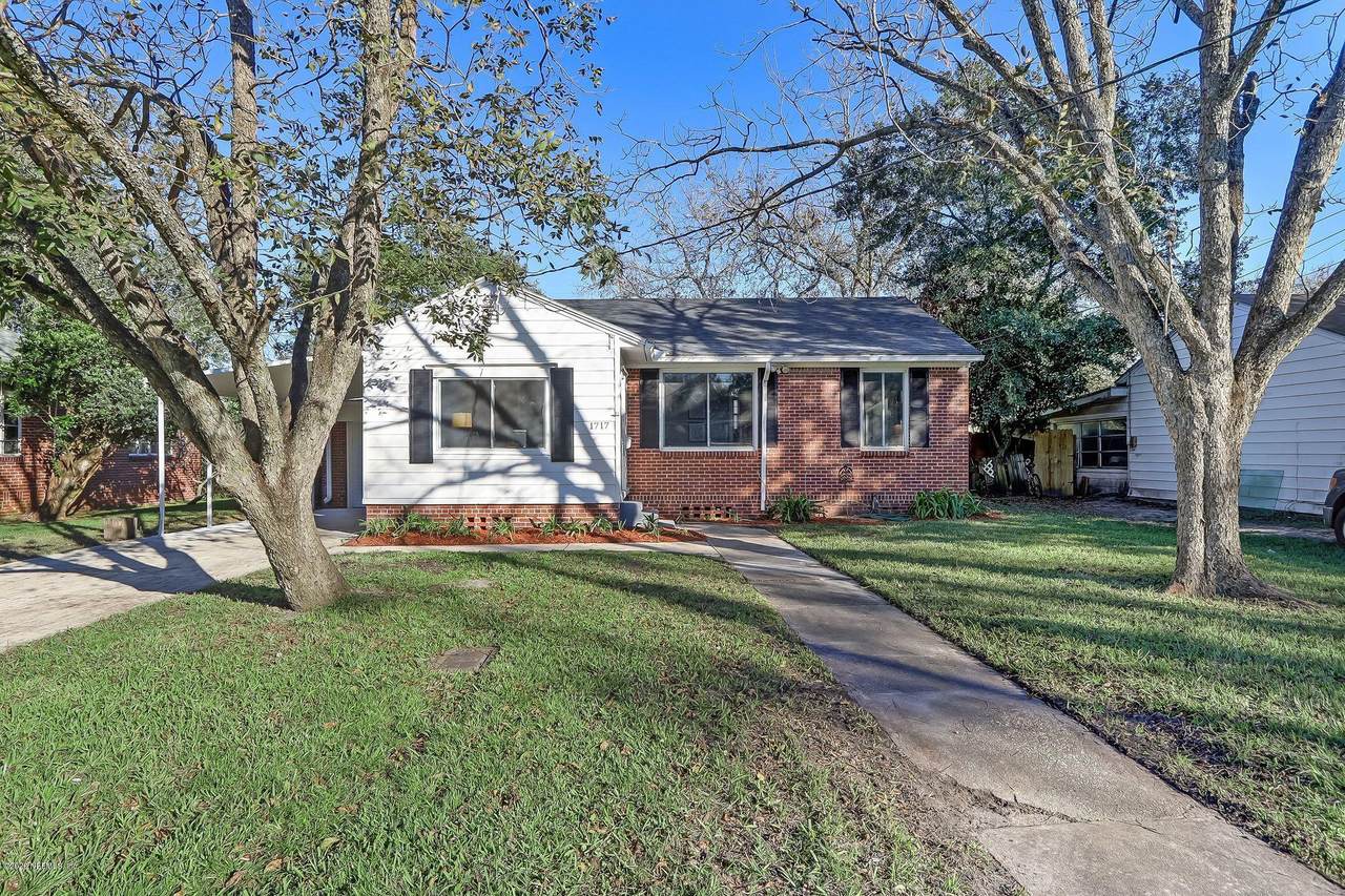 1717 Harkisheimer Ave - Photo 1