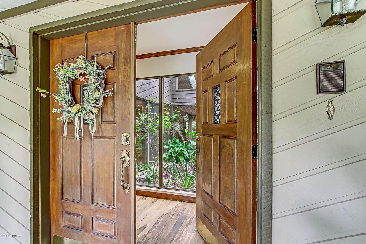 15129 Cape Dr - Photo 1