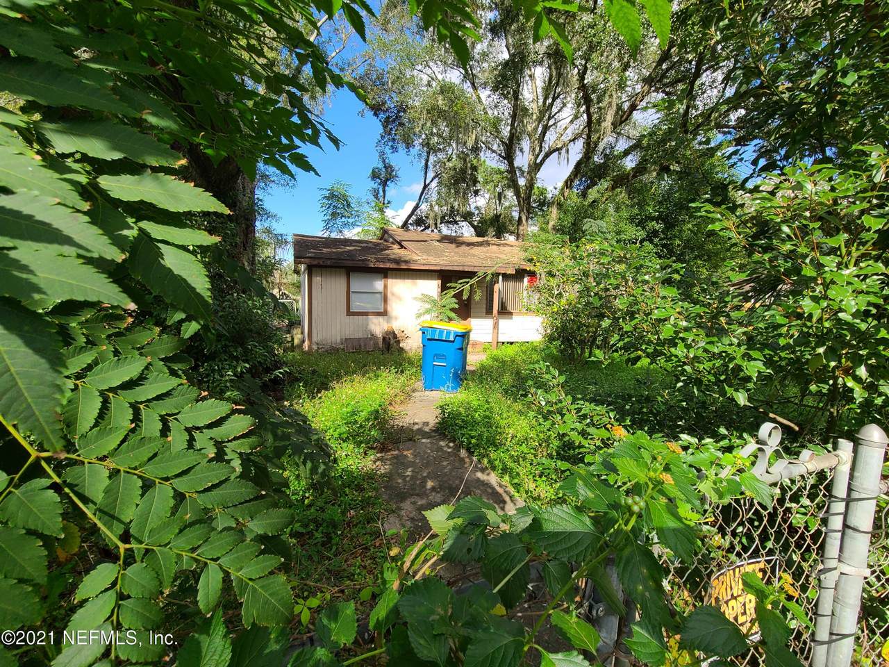 7803 Cocoa Ave - Photo 1