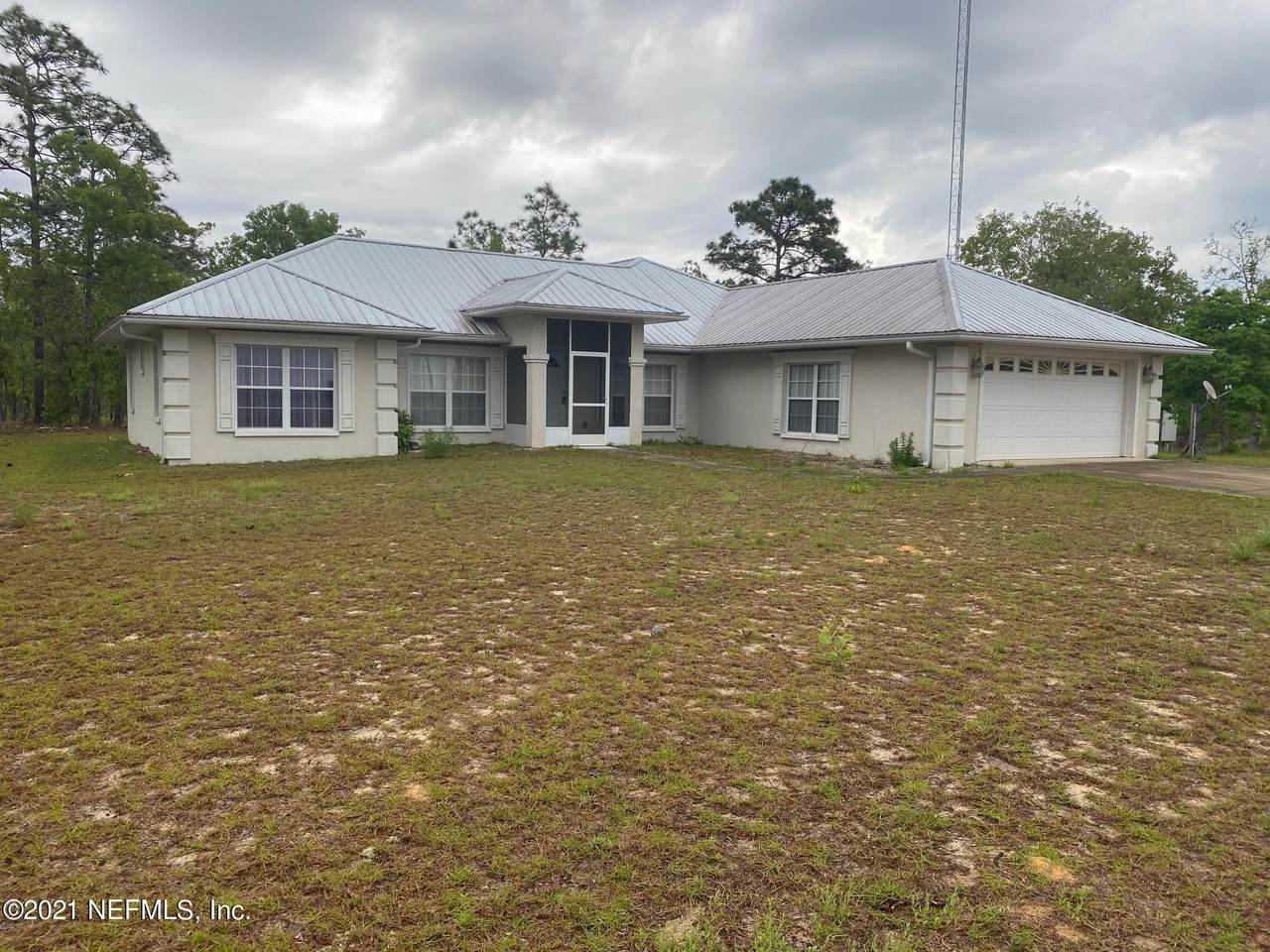 131 Cessna Dr - Photo 1