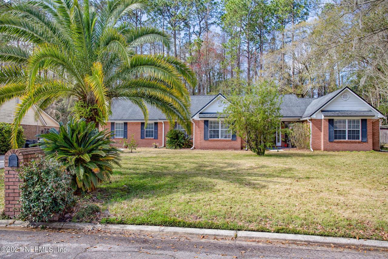 10506 Wellington Springs Way - Photo 1