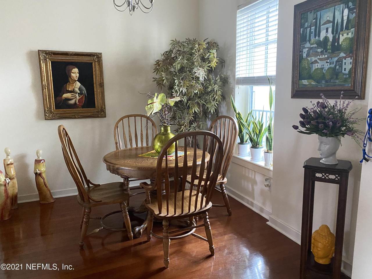 1661 Riverside Ave - Photo 1
