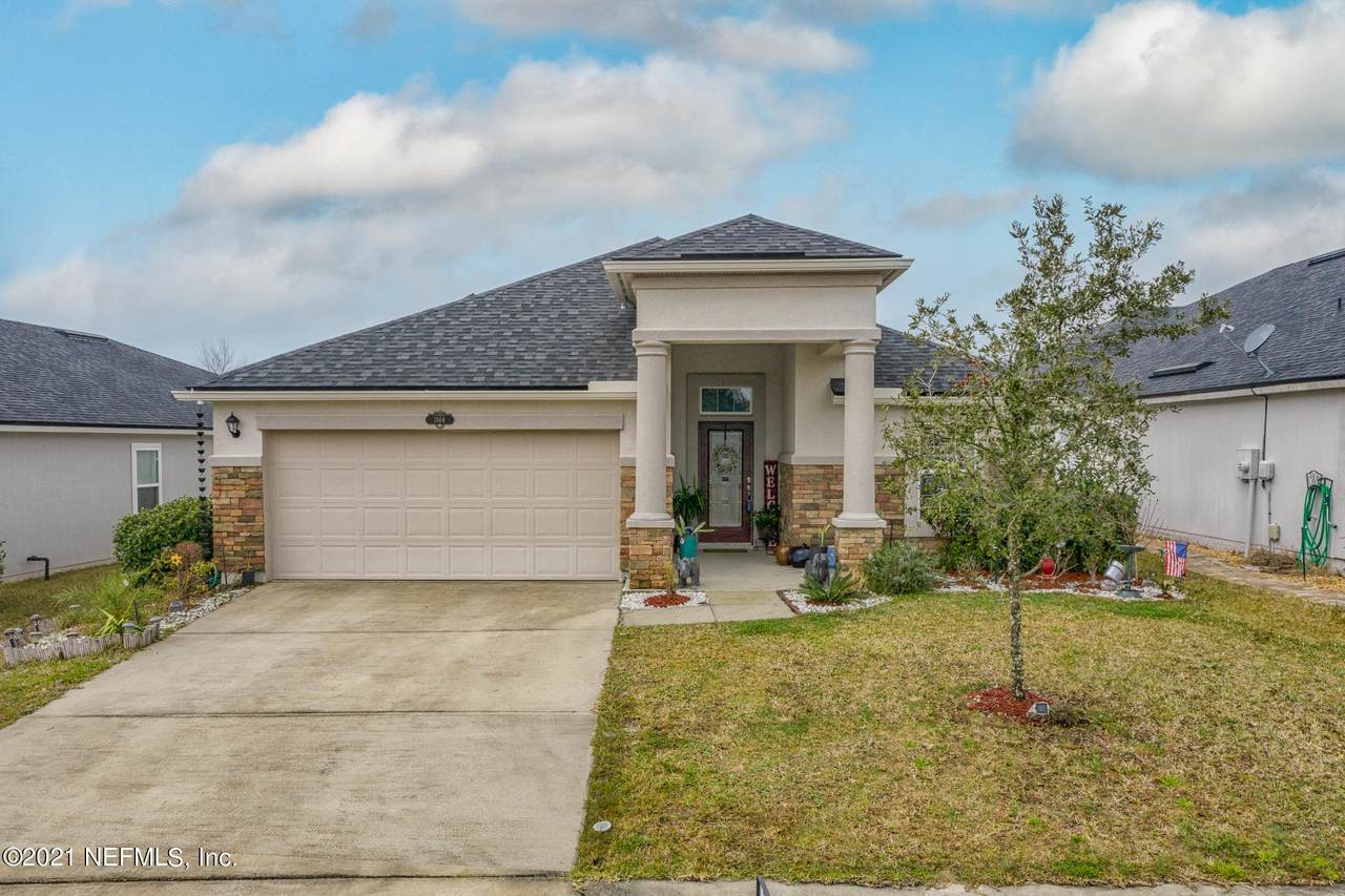 1866 High Prairie Ln - Photo 1