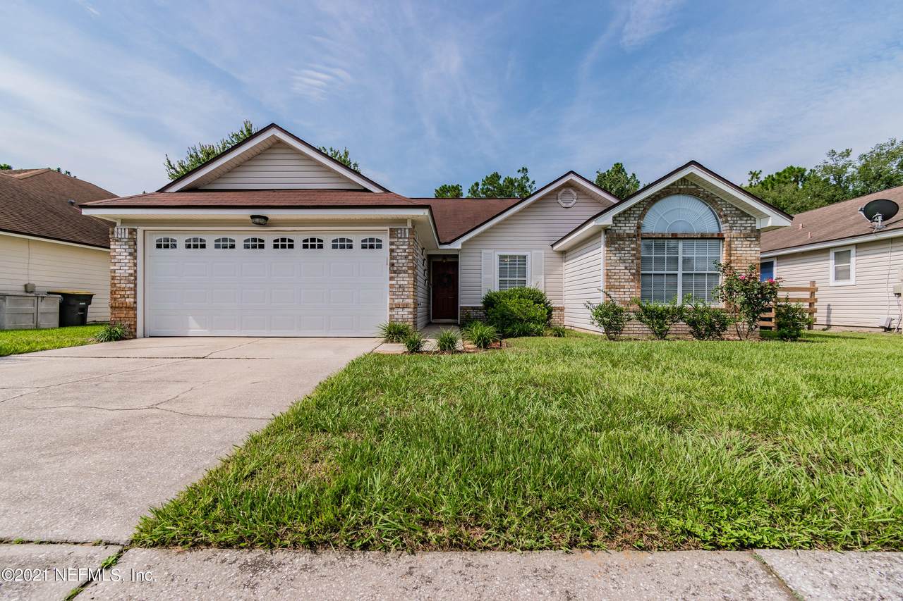 8800 Fieldside Dr - Photo 1