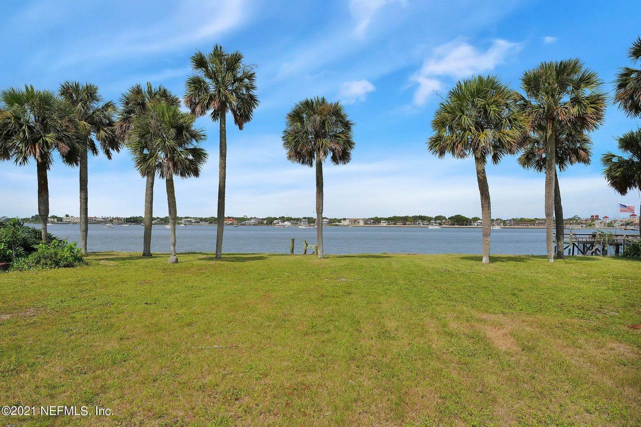 33 Dolphin Dr - Photo 1