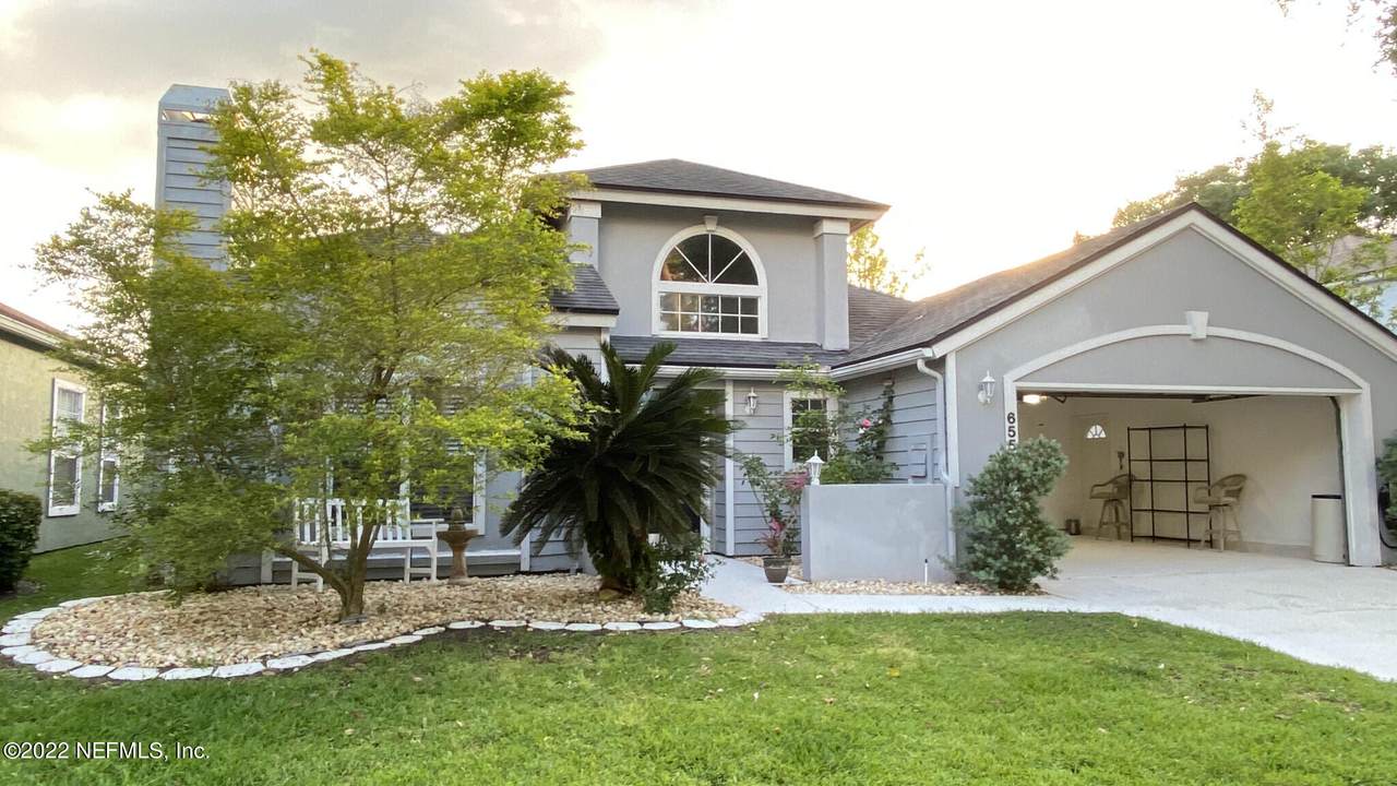 6557 Burnham Cir - Photo 1