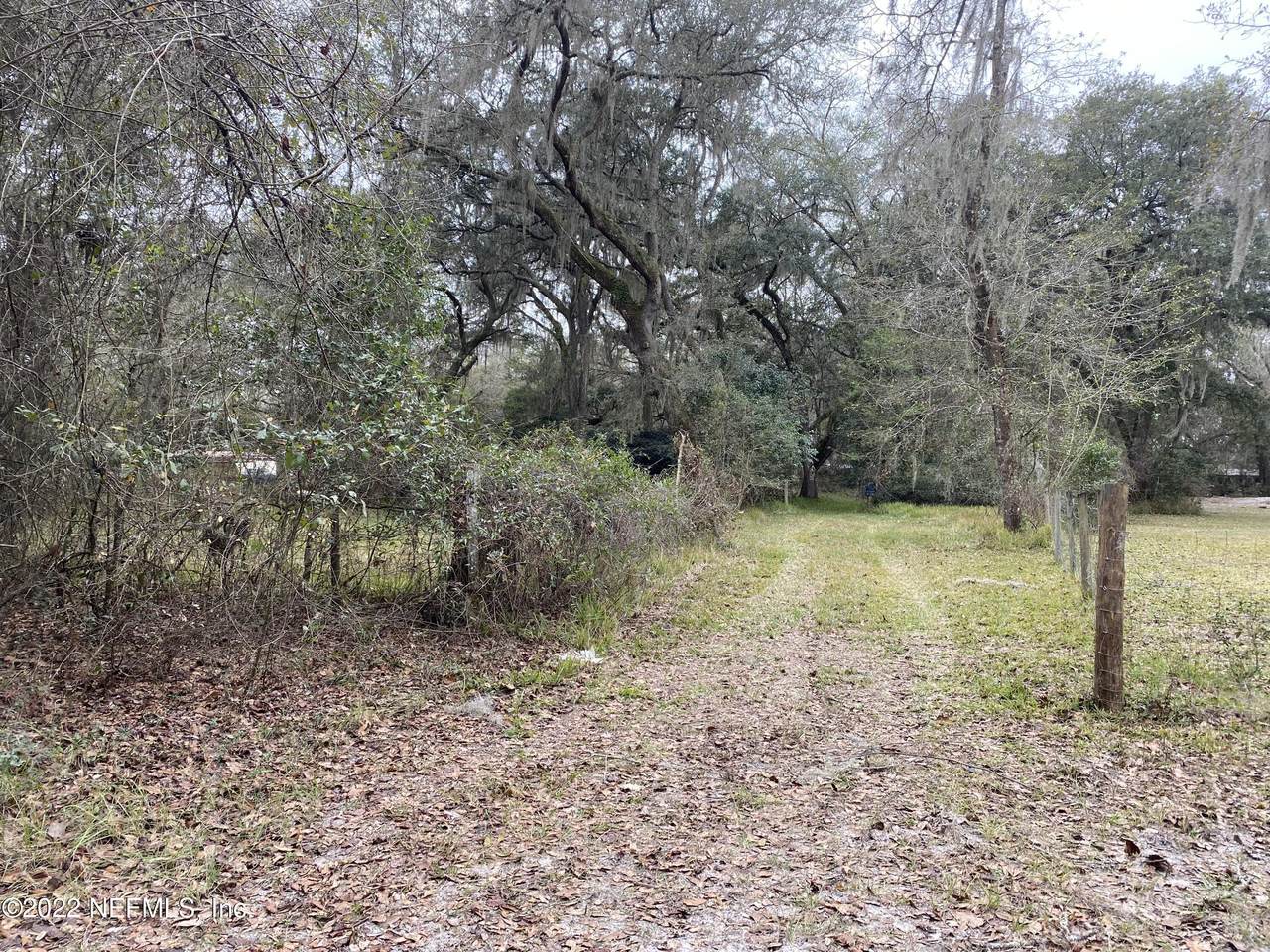 158 Homestead Rd - Photo 1