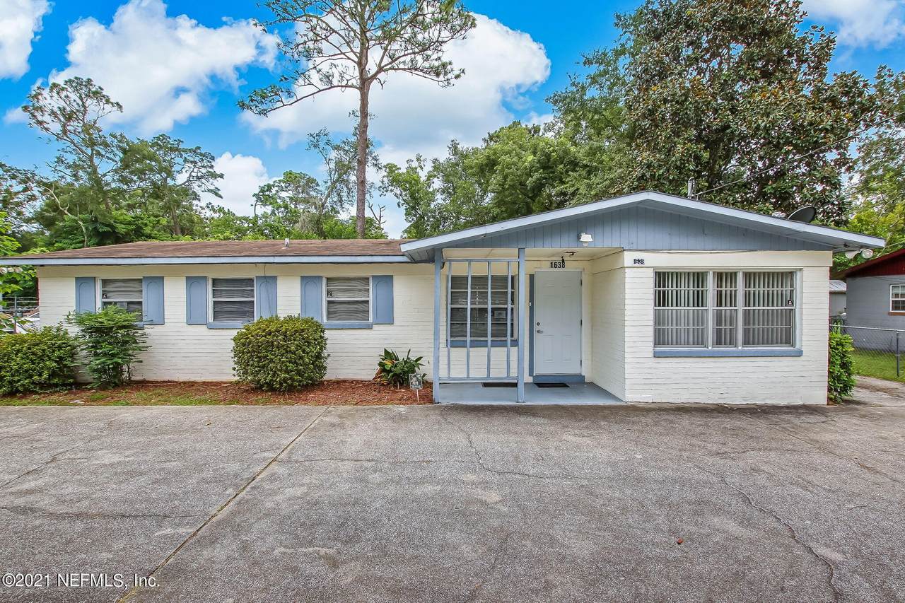 1638 Leonid Rd - Photo 1