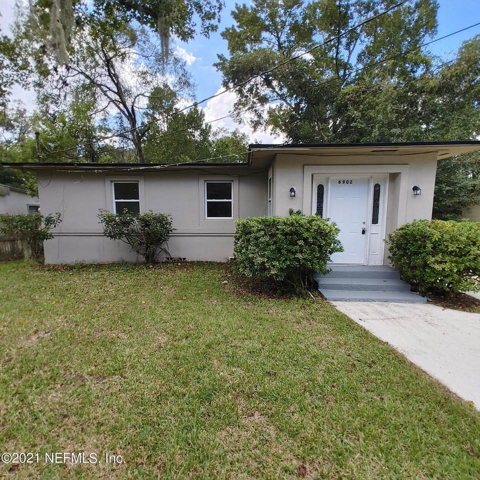 6902 Rhode Island Dr - Photo 1