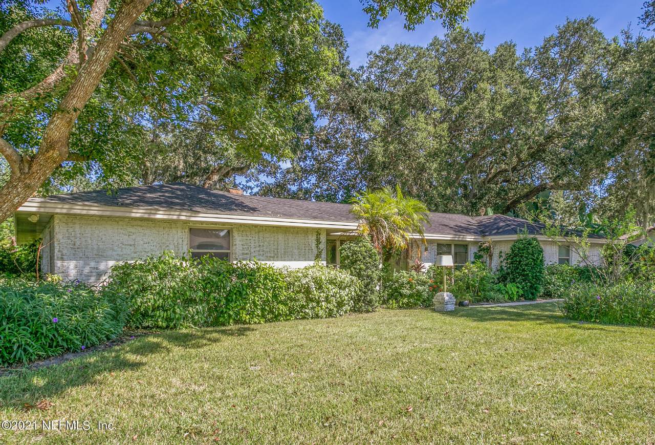 211 Woodland Ave - Photo 1