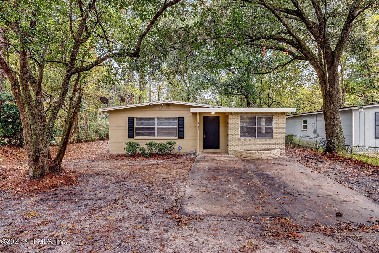 1672 Jenkins Rd - Photo 1
