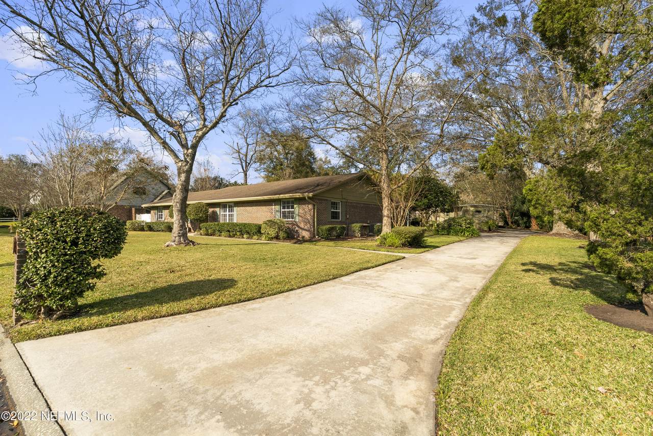 6923 Bakersfield Dr - Photo 1