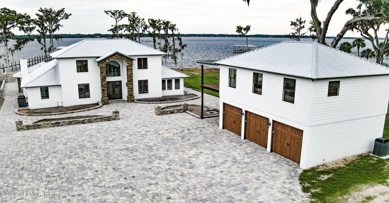 2640 State Road 13 - Photo 1