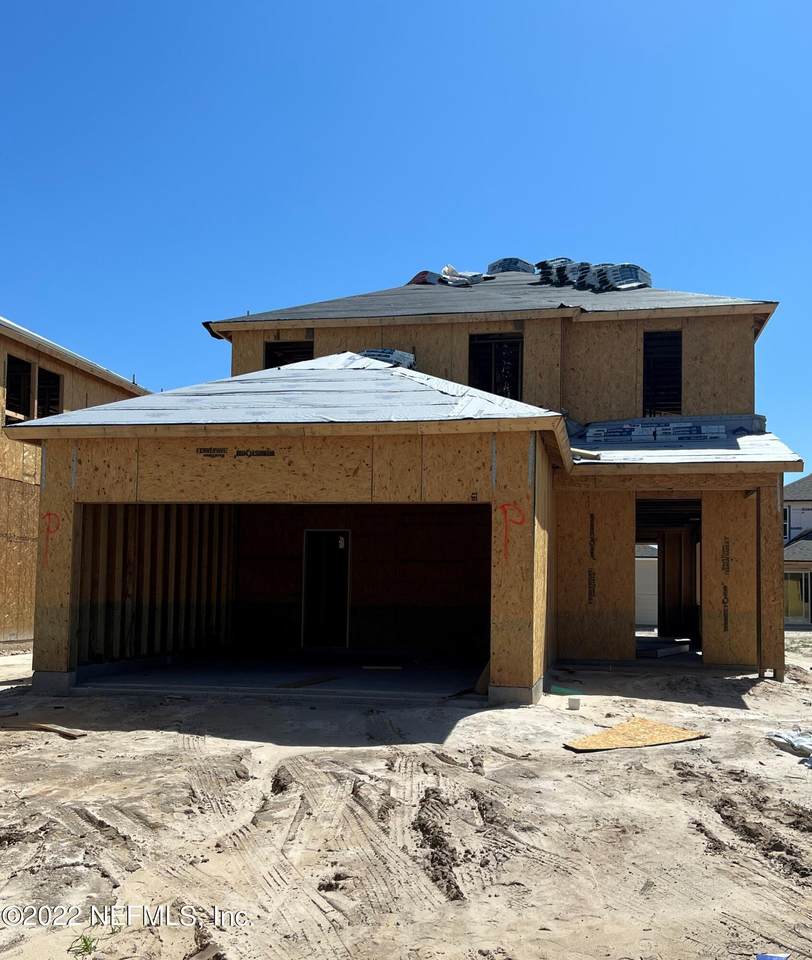 142 Greenway Ln - Photo 1