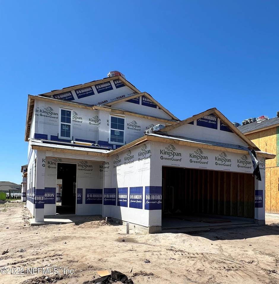 172 Greenway Ln - Photo 1