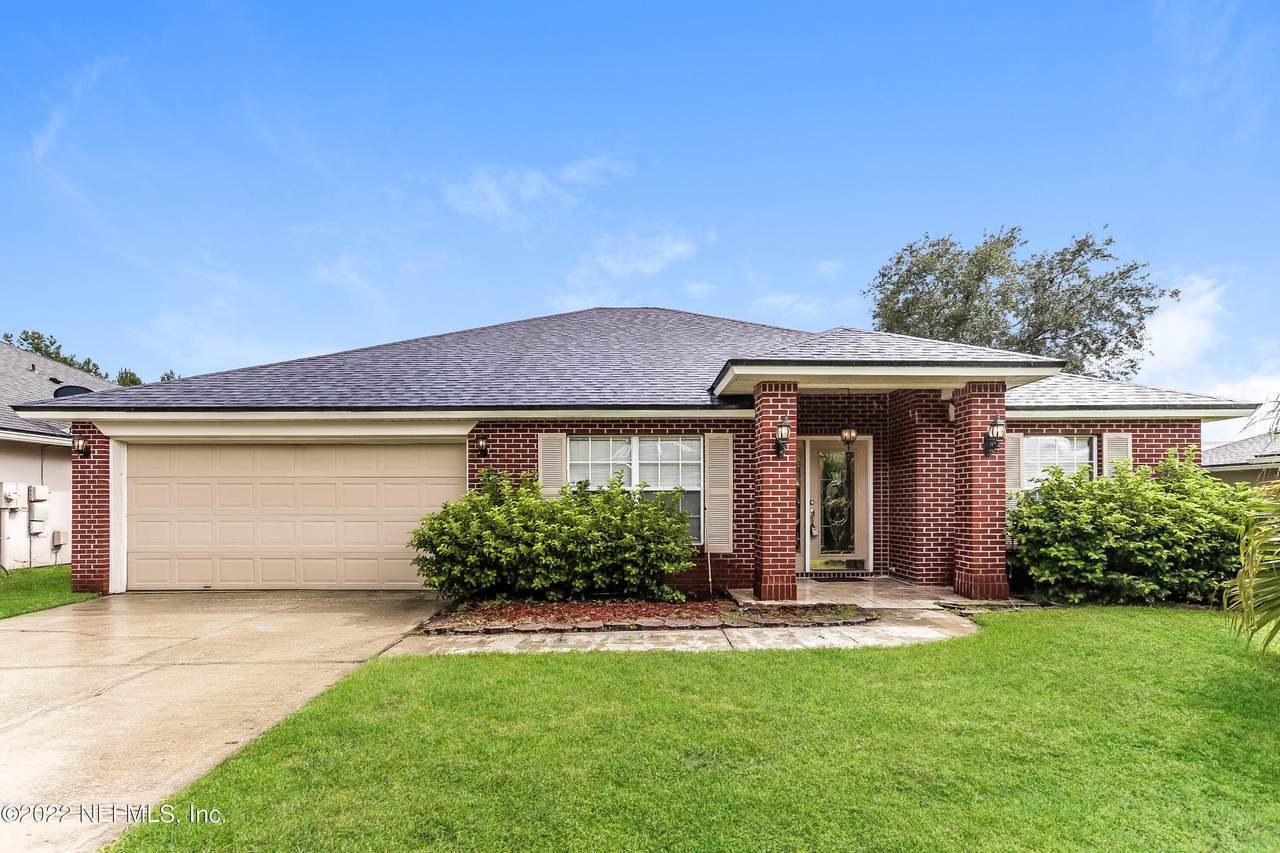6676 Southern Oaks Dr - Photo 1