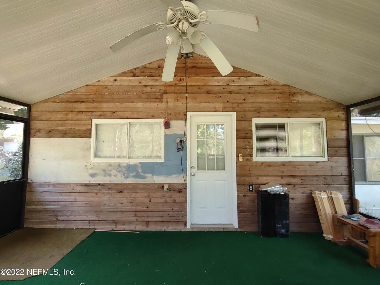 215 Sunfish Dr - Photo 1