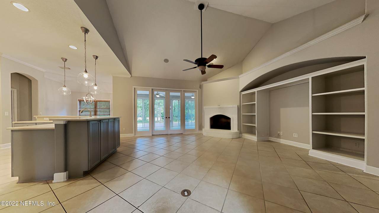 3380 Olympic Dr - Photo 1