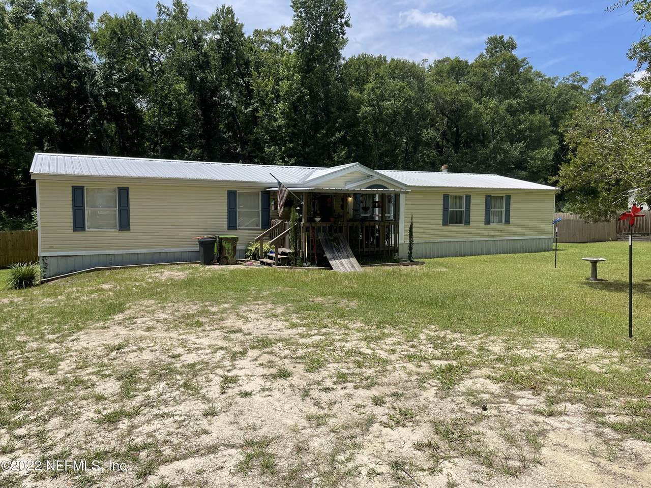 2312 Daisy St - Photo 1