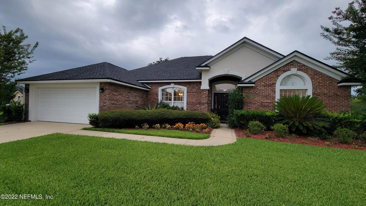 1550 Royal County Dr - Photo 1