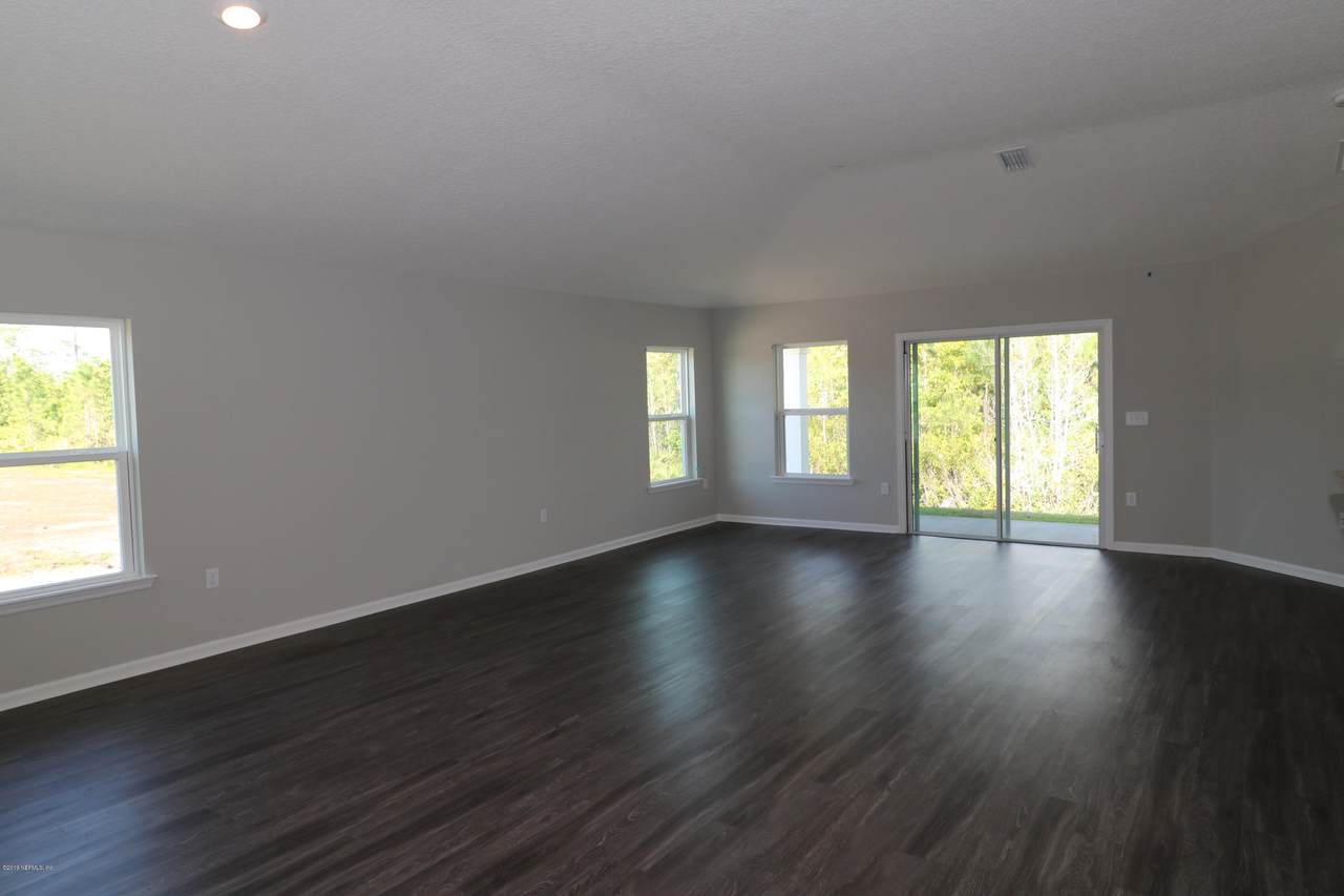 12089 Williamstown Dr - Photo 1
