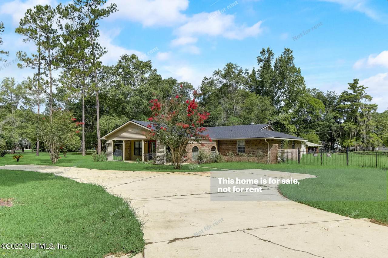 4569 Mulberry St - Photo 1
