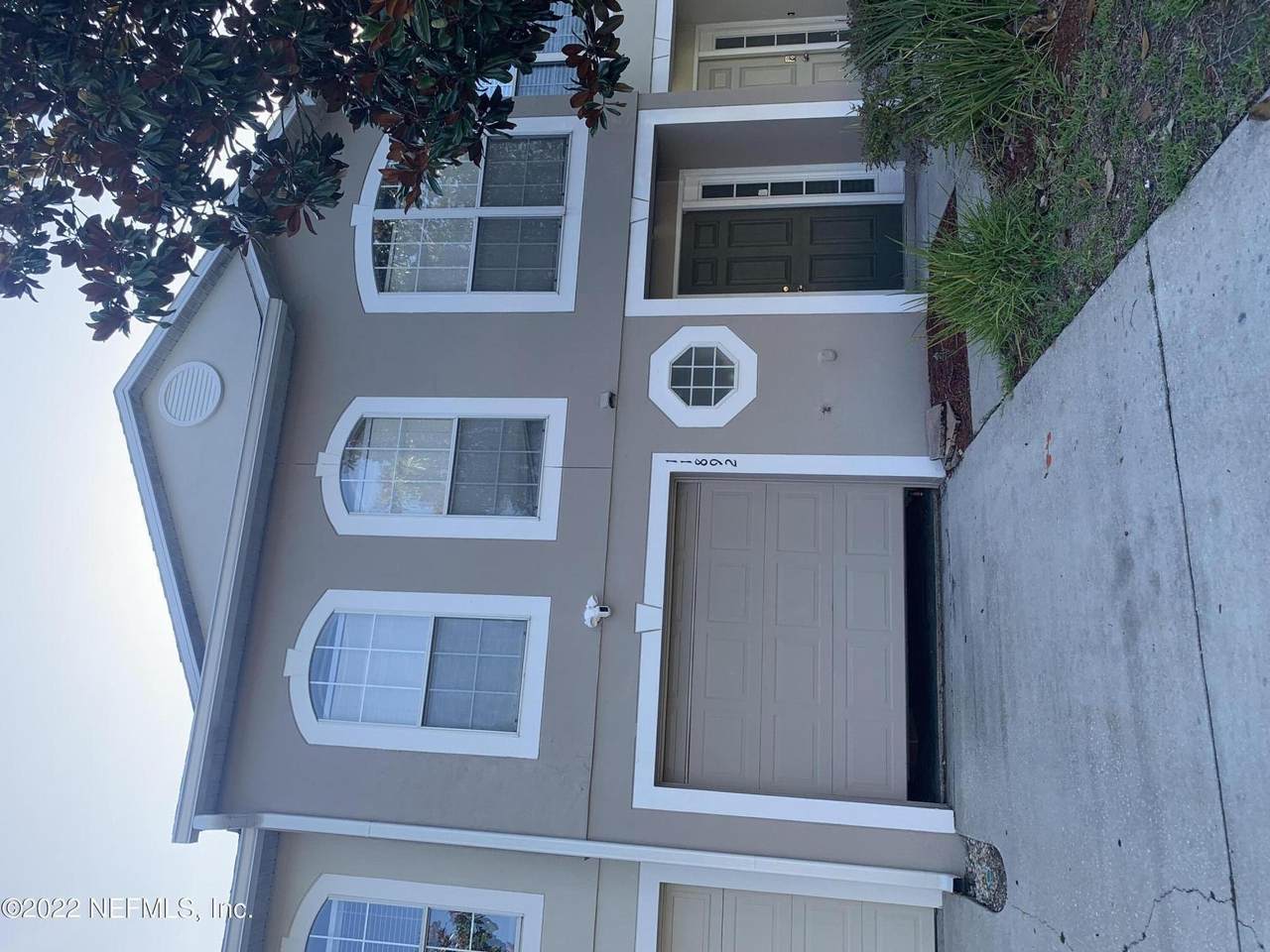 11892 Lake Bend Cir - Photo 1